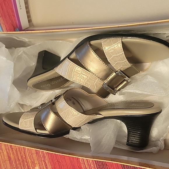 Slip on Classy Easy Street Dress Sandals - Picture 6 of 7